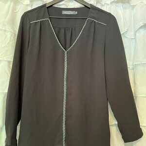 It Hippie Black V Neck Long Sleeve Shirt w/ Braiding Detail - Size Small